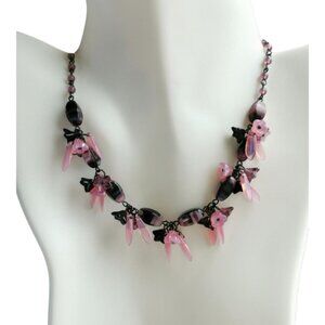 VINTAGE Czech Art Glass beaded necklace in pink black